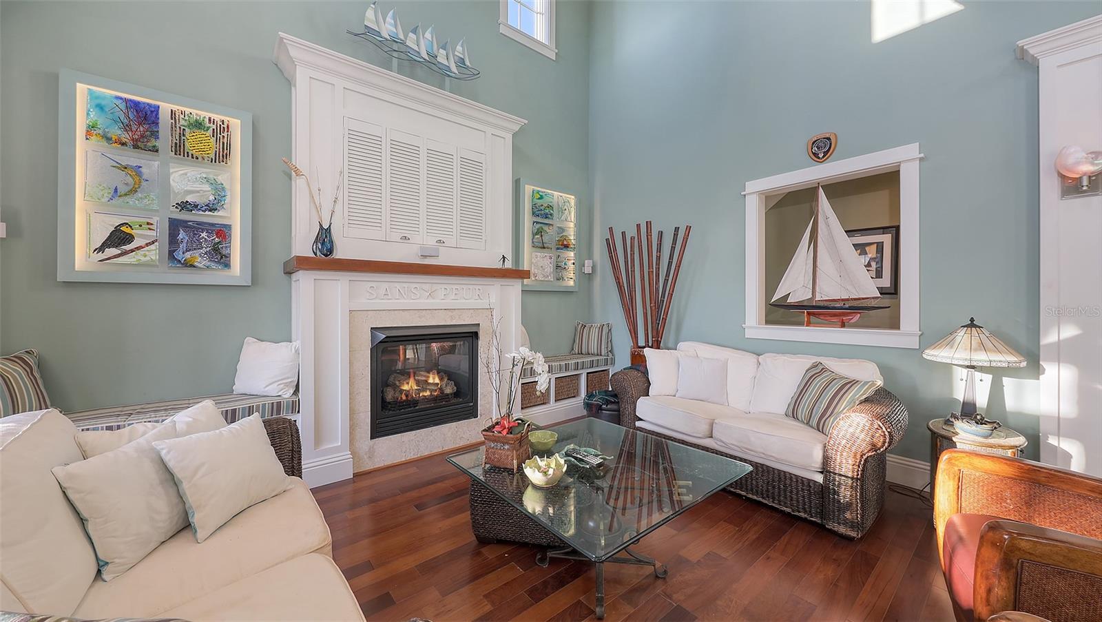 4941 COMMONWEALTH DR