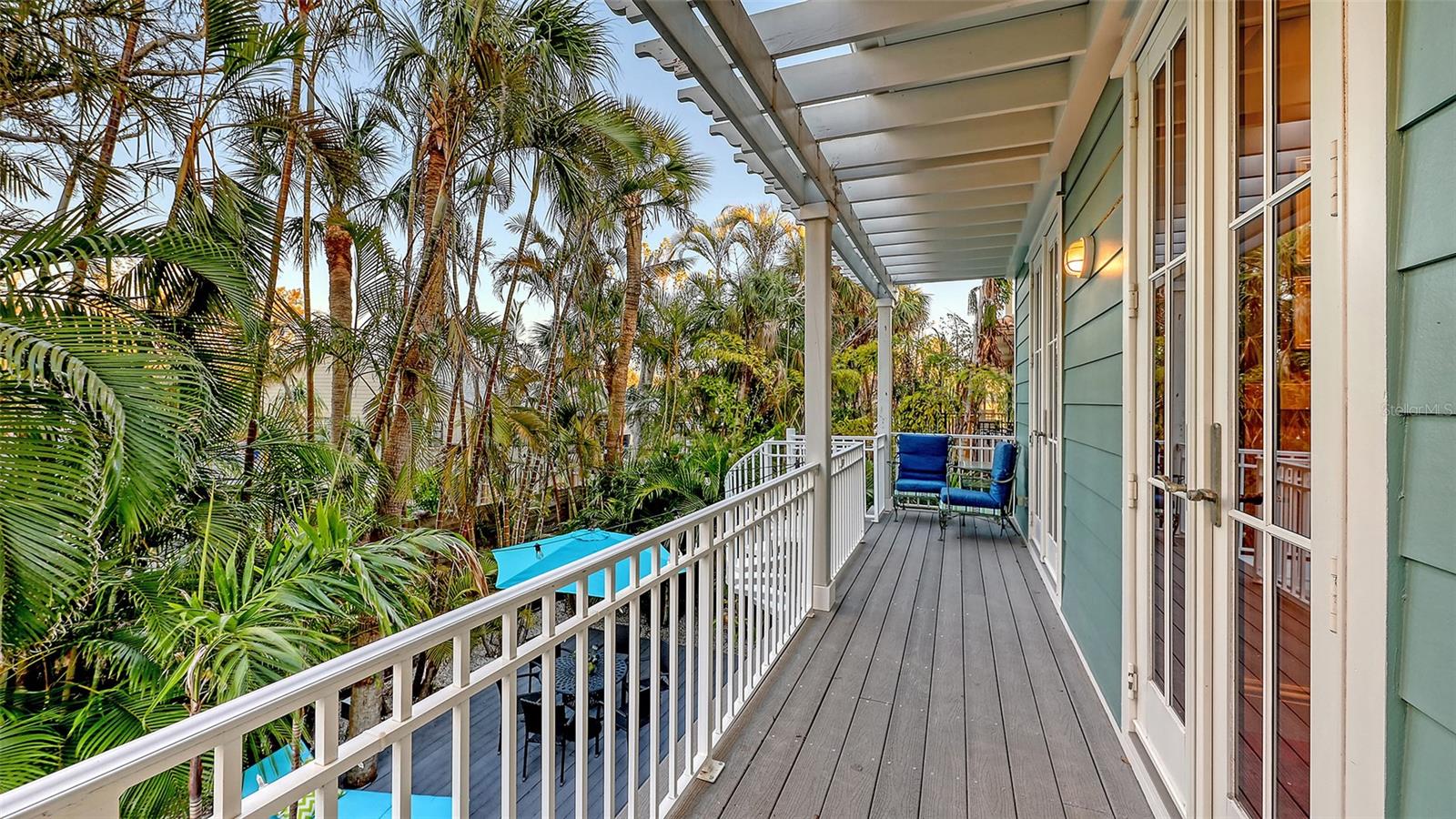 4941 COMMONWEALTH DR