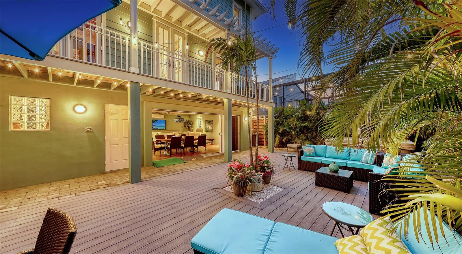 4941 COMMONWEALTH DR