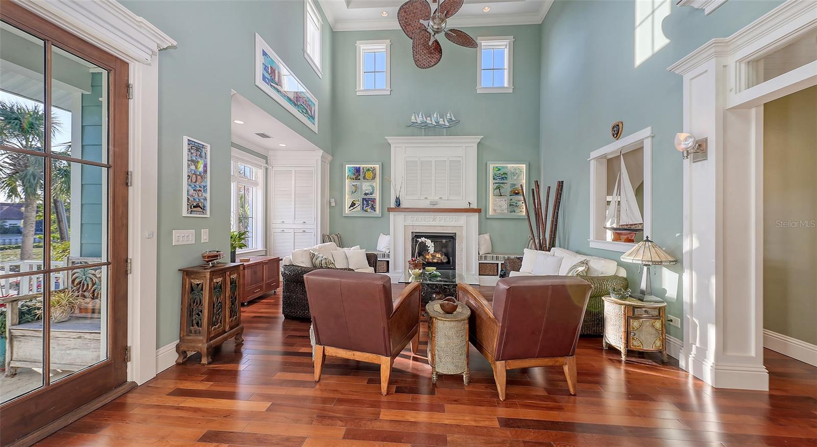 4941 COMMONWEALTH DR