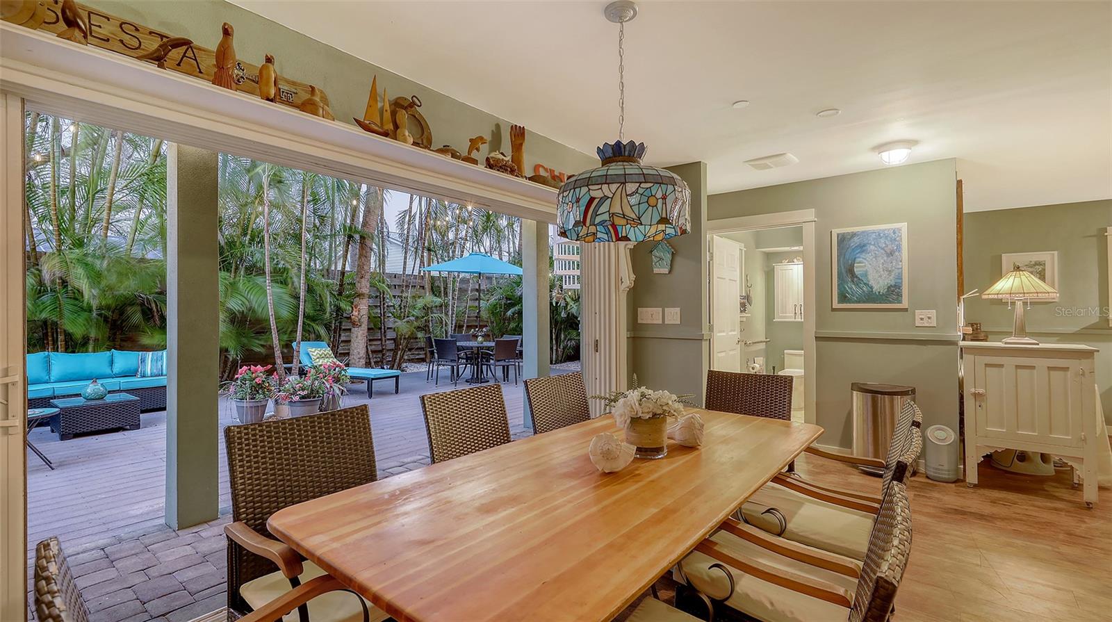 4941 COMMONWEALTH DR