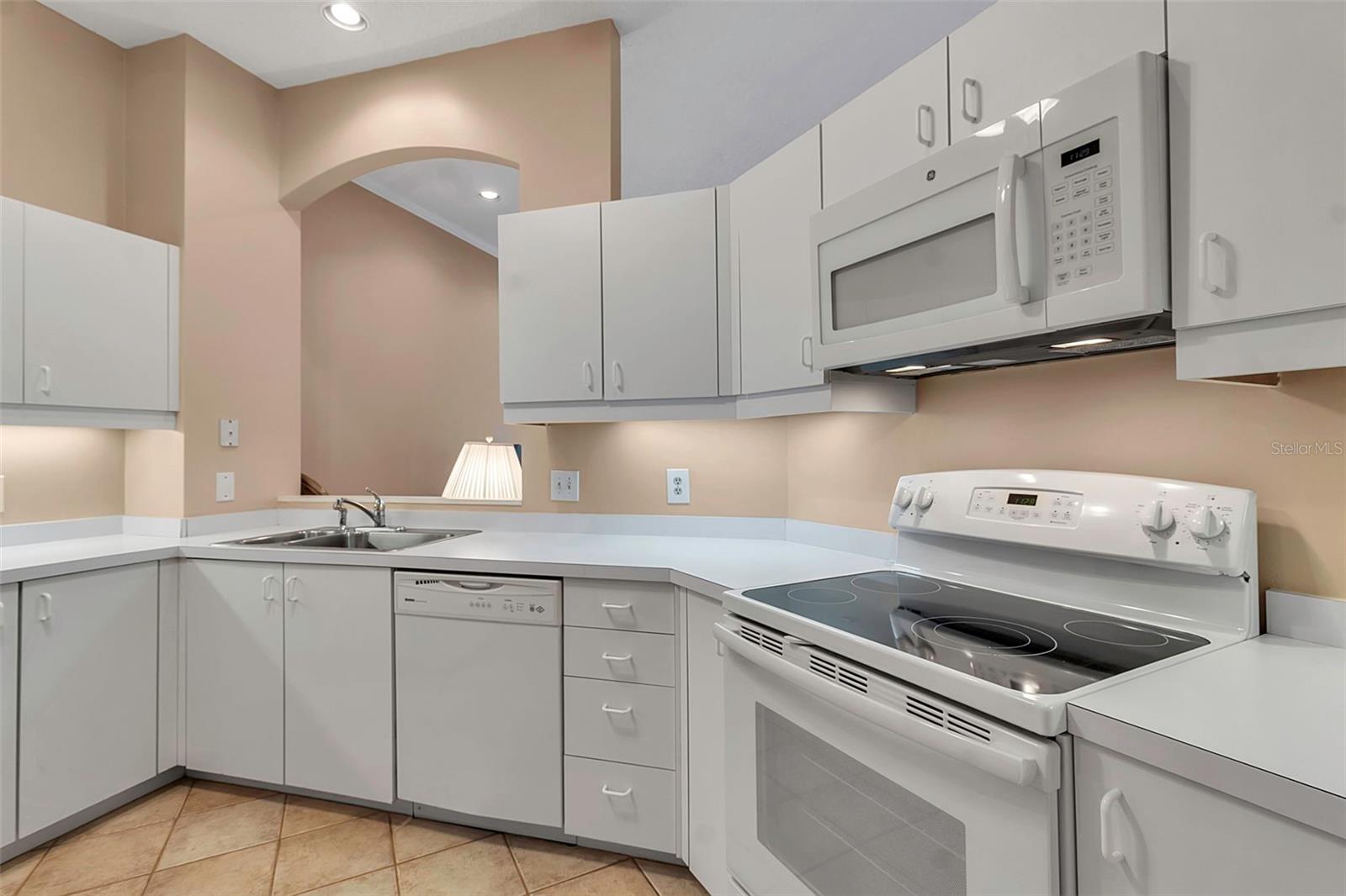 7309 REGINA ROYALE BLVD #21