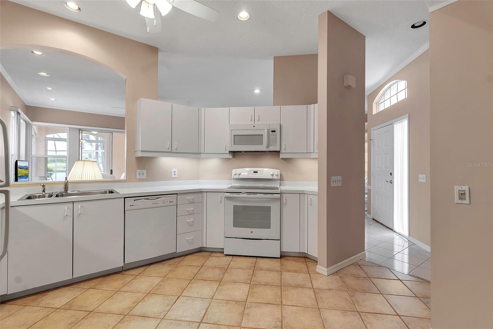 7309 REGINA ROYALE BLVD #21