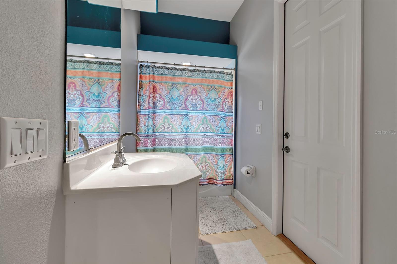 3738 EAGLE HAMMOCK DR
