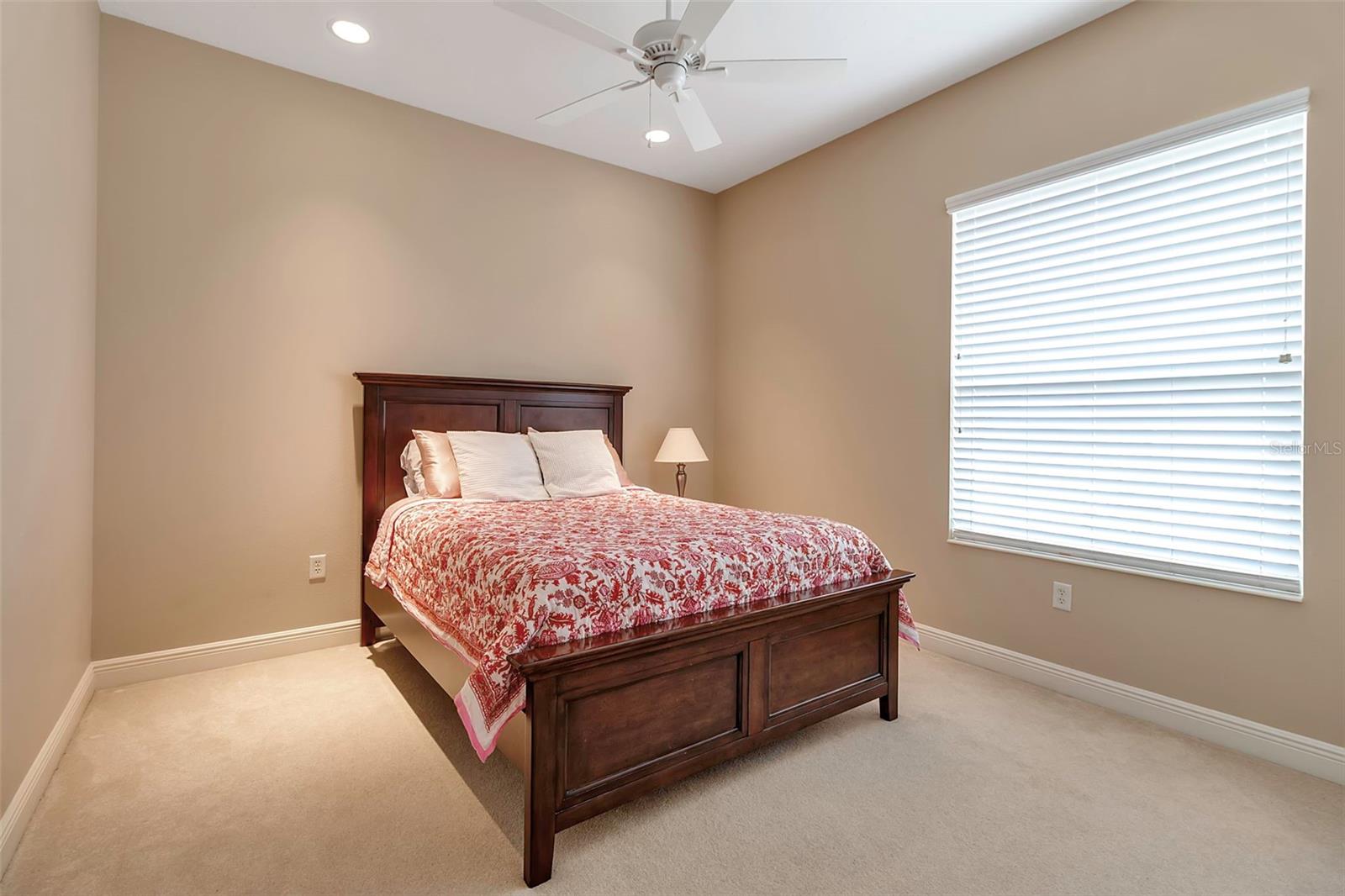 3738 EAGLE HAMMOCK DR