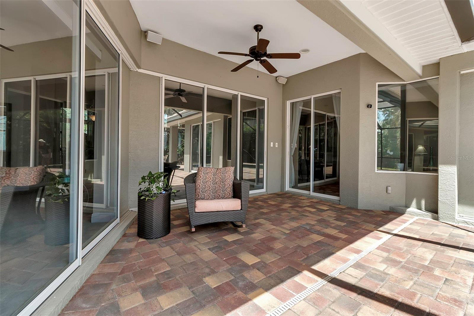3738 EAGLE HAMMOCK DR