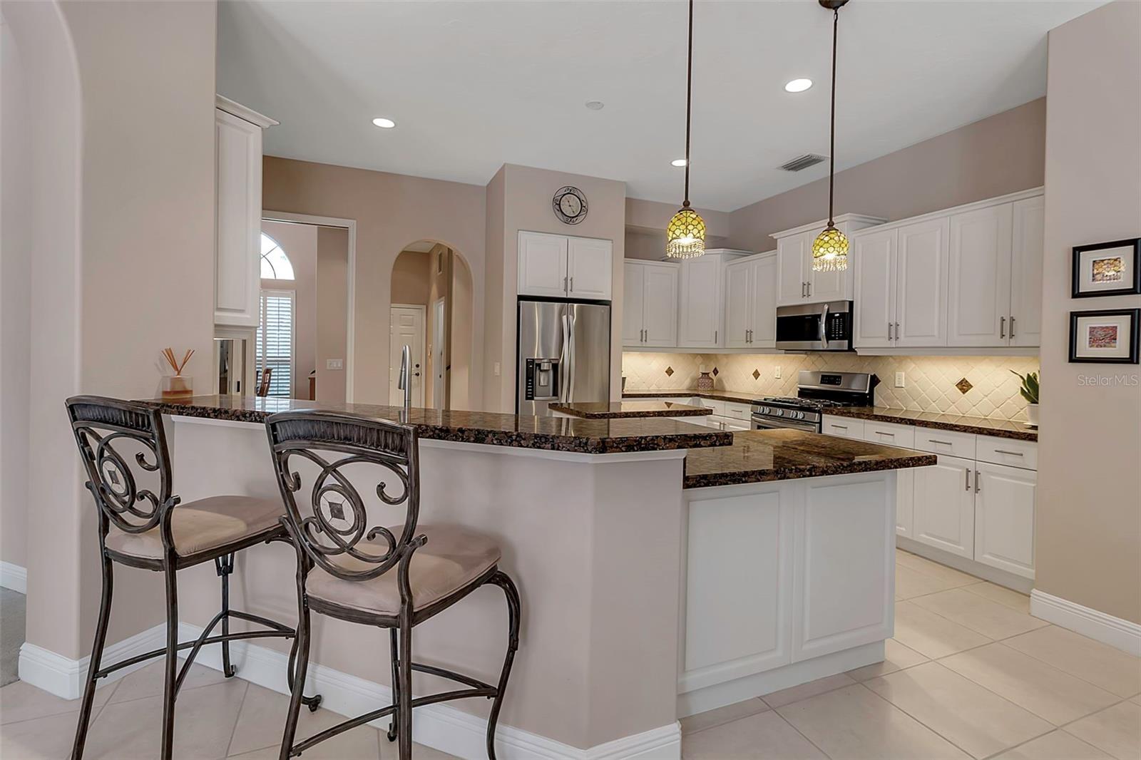 3738 EAGLE HAMMOCK DR