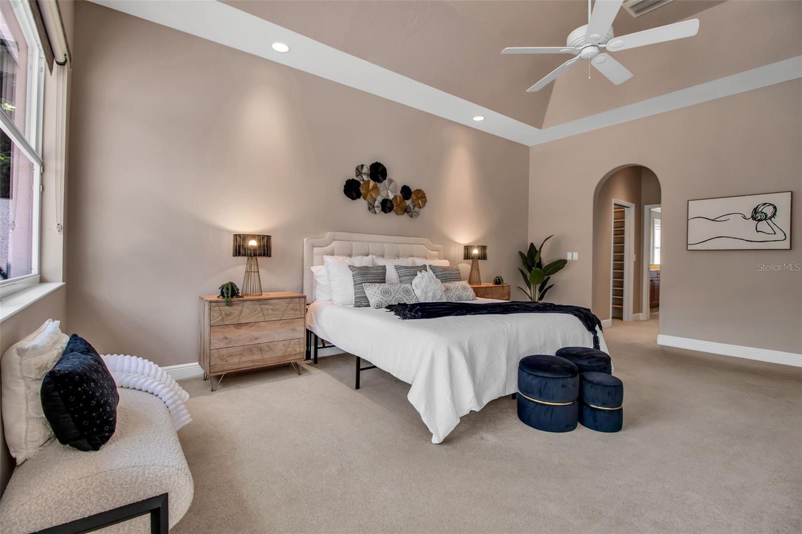 3738 EAGLE HAMMOCK DR