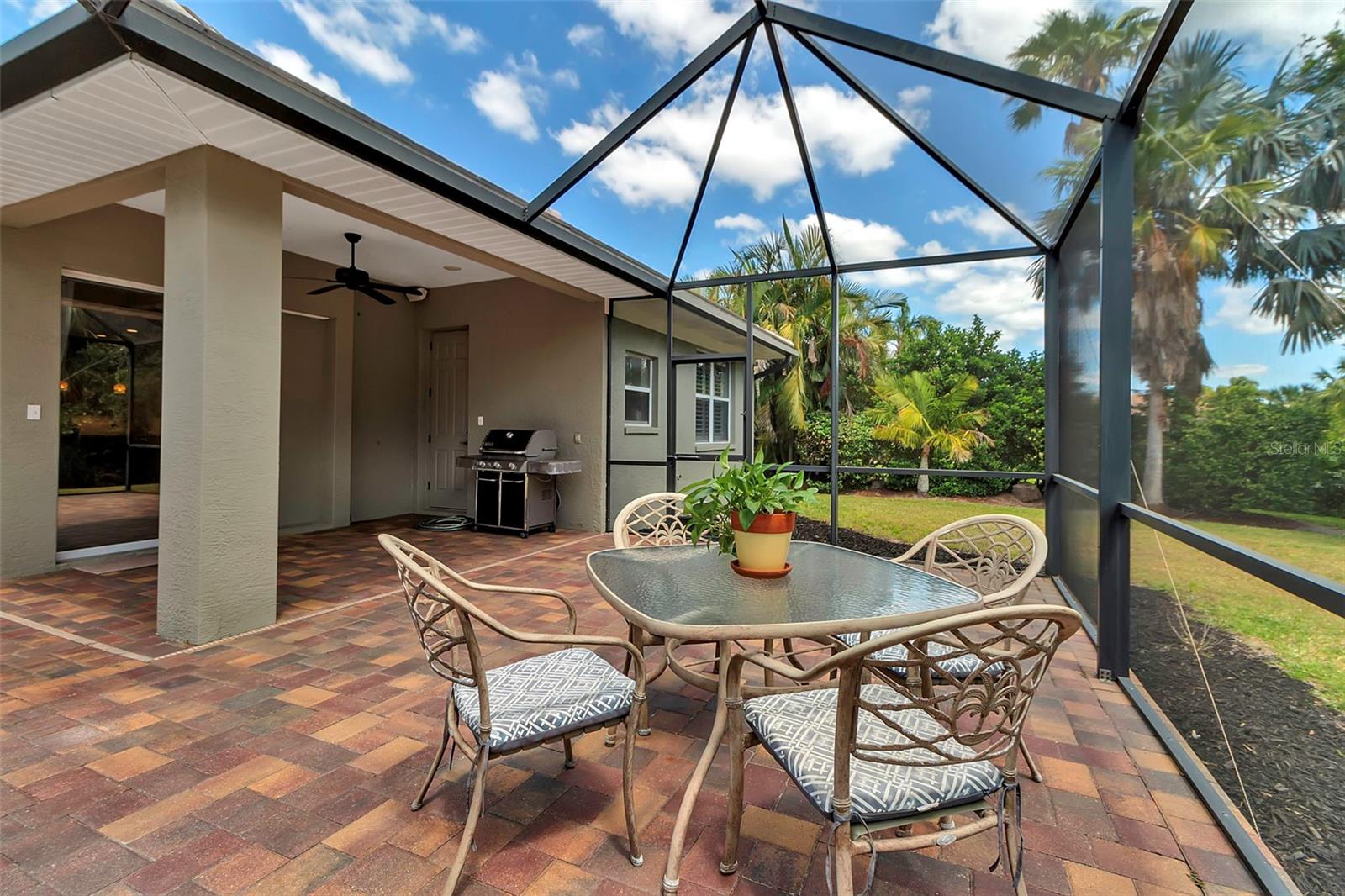 3738 EAGLE HAMMOCK DR