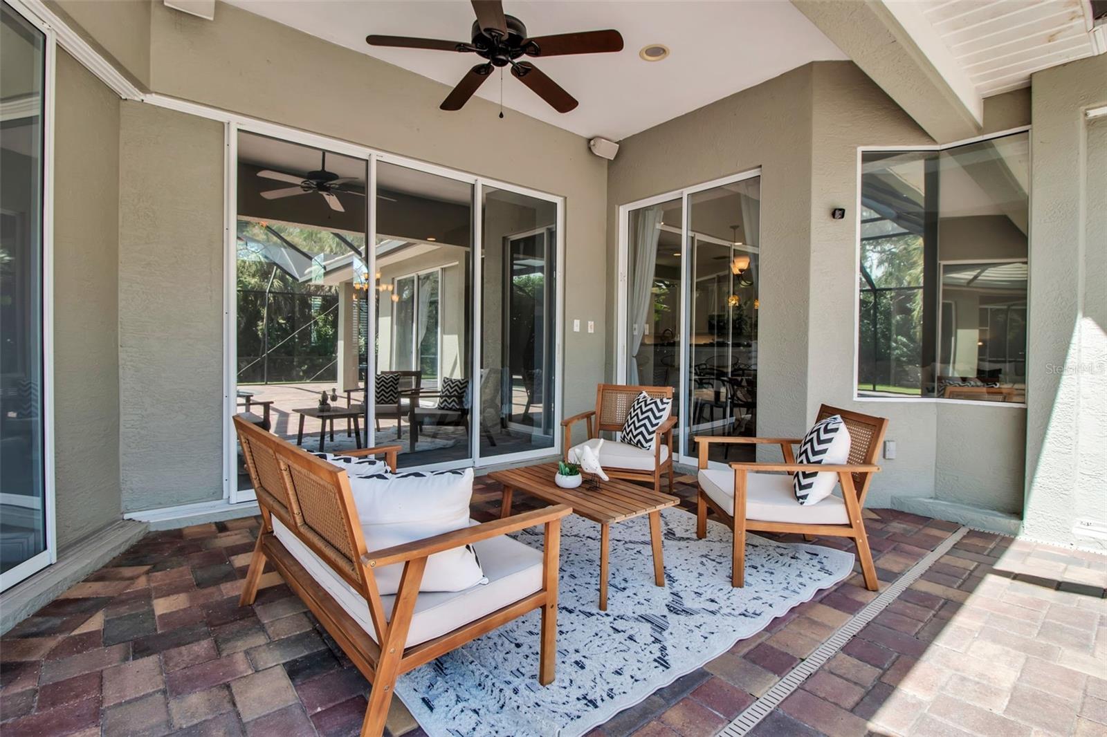 3738 EAGLE HAMMOCK DR