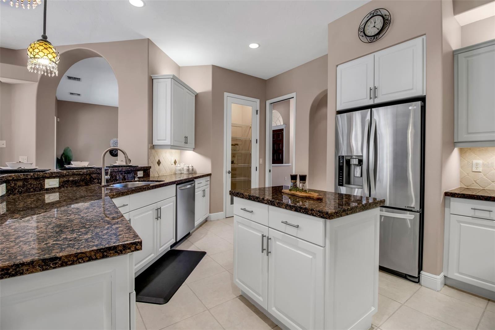 3738 EAGLE HAMMOCK DR