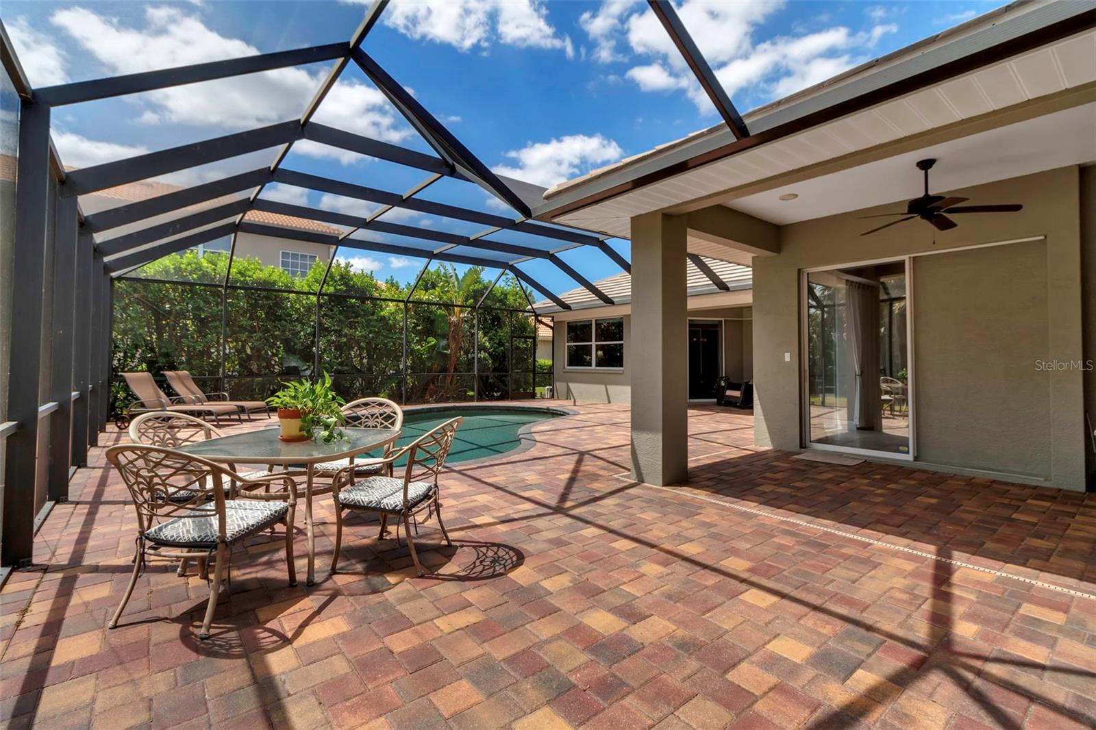3738 EAGLE HAMMOCK DR