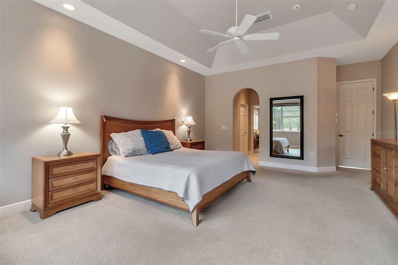 3738 EAGLE HAMMOCK DR