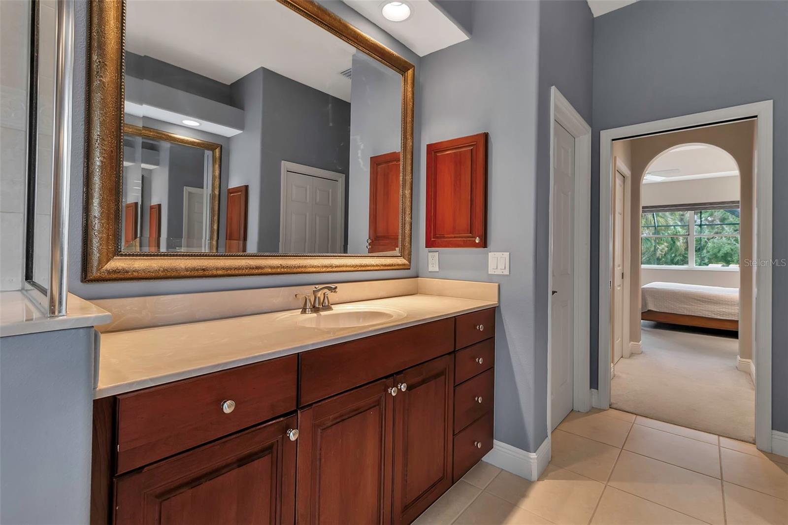 3738 EAGLE HAMMOCK DR