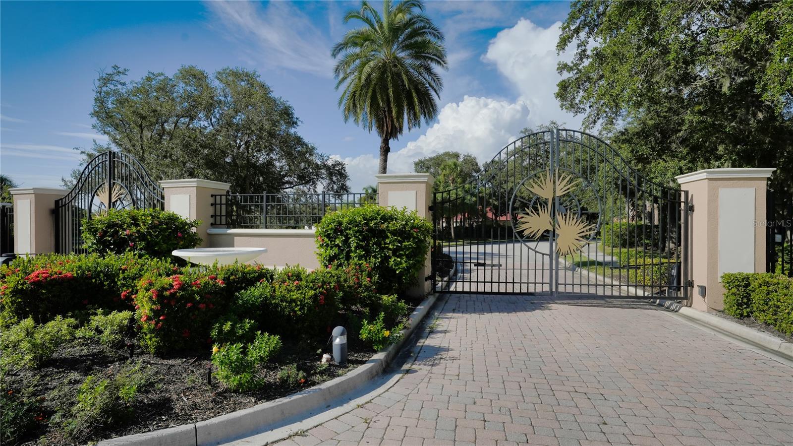 3738 EAGLE HAMMOCK DR