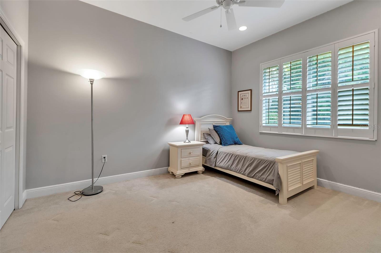 3738 EAGLE HAMMOCK DR