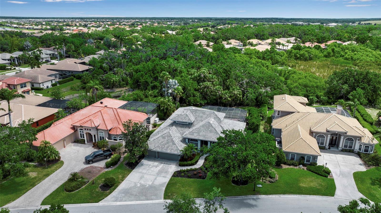 3738 EAGLE HAMMOCK DR