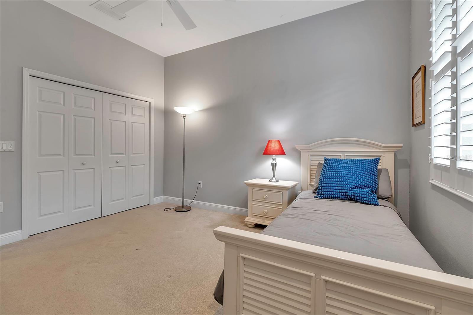 3738 EAGLE HAMMOCK DR