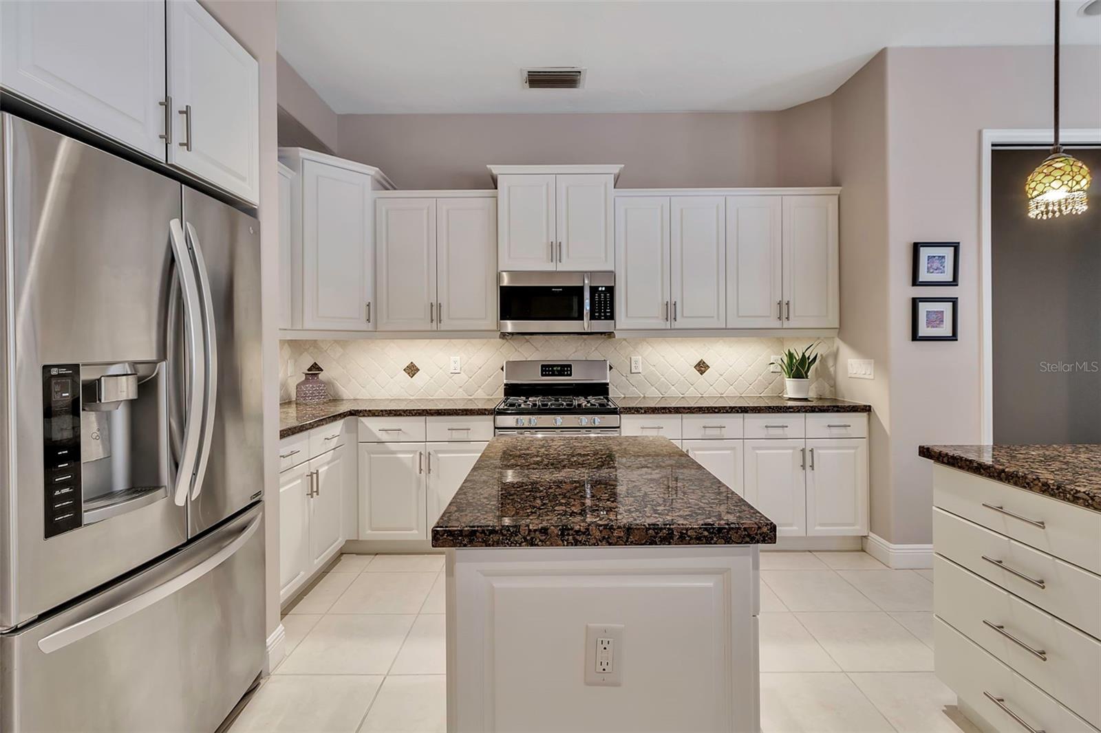 3738 EAGLE HAMMOCK DR