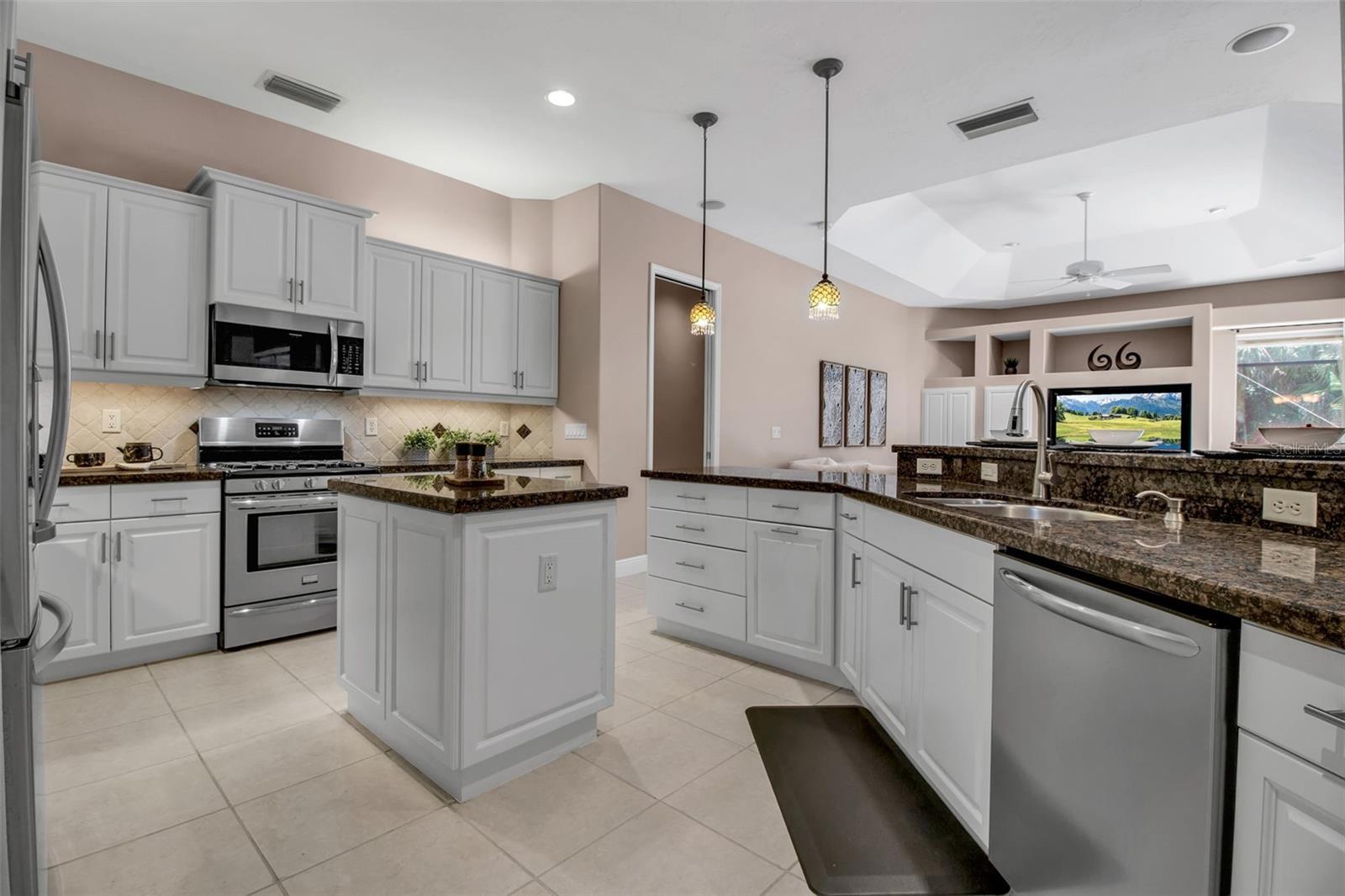 3738 EAGLE HAMMOCK DR