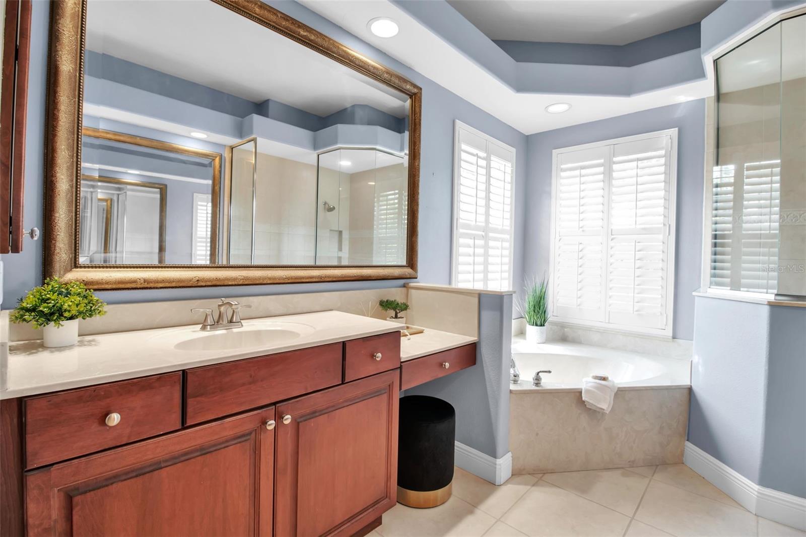 3738 EAGLE HAMMOCK DR