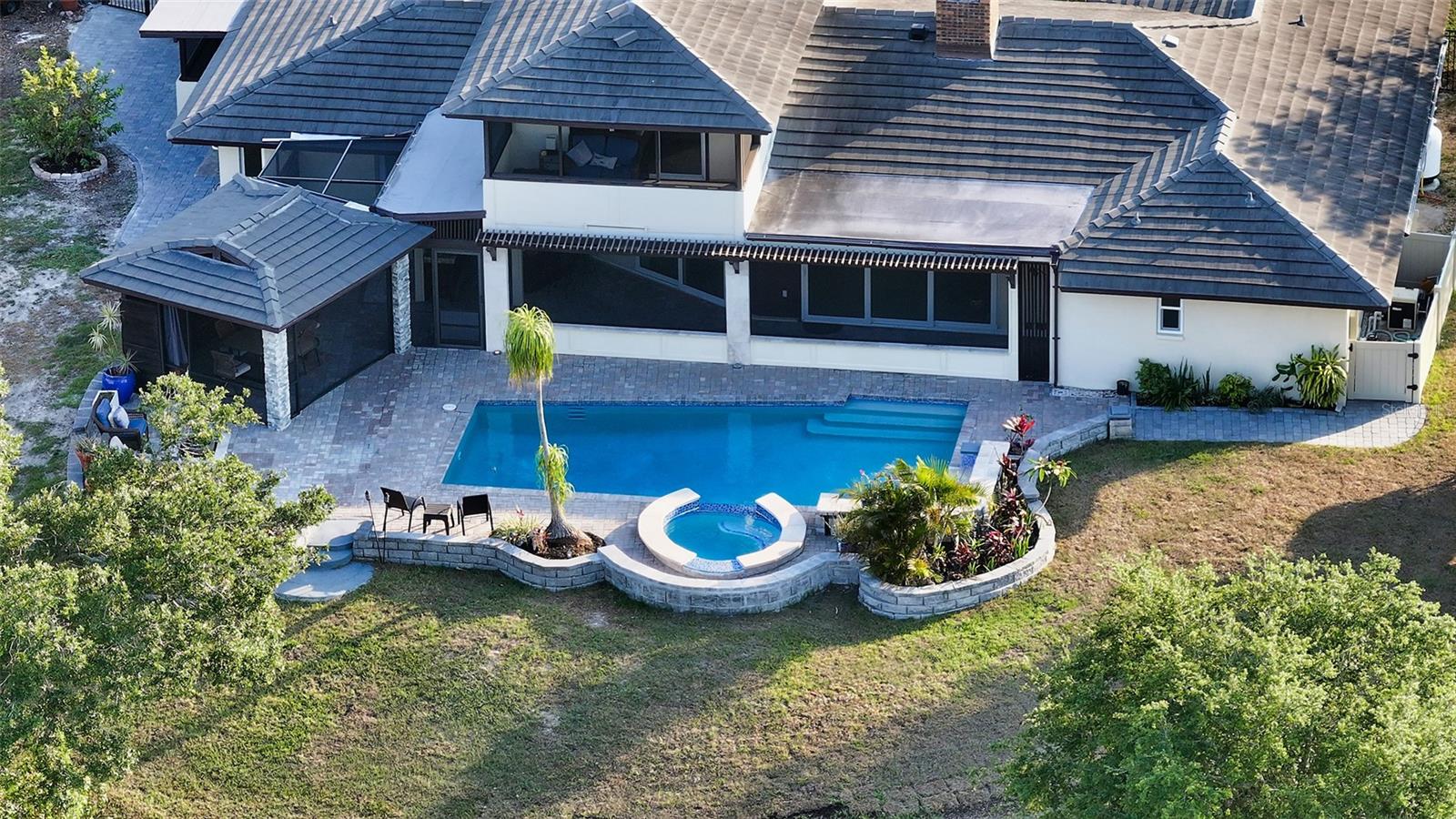 5500 MERRIMAC DR
