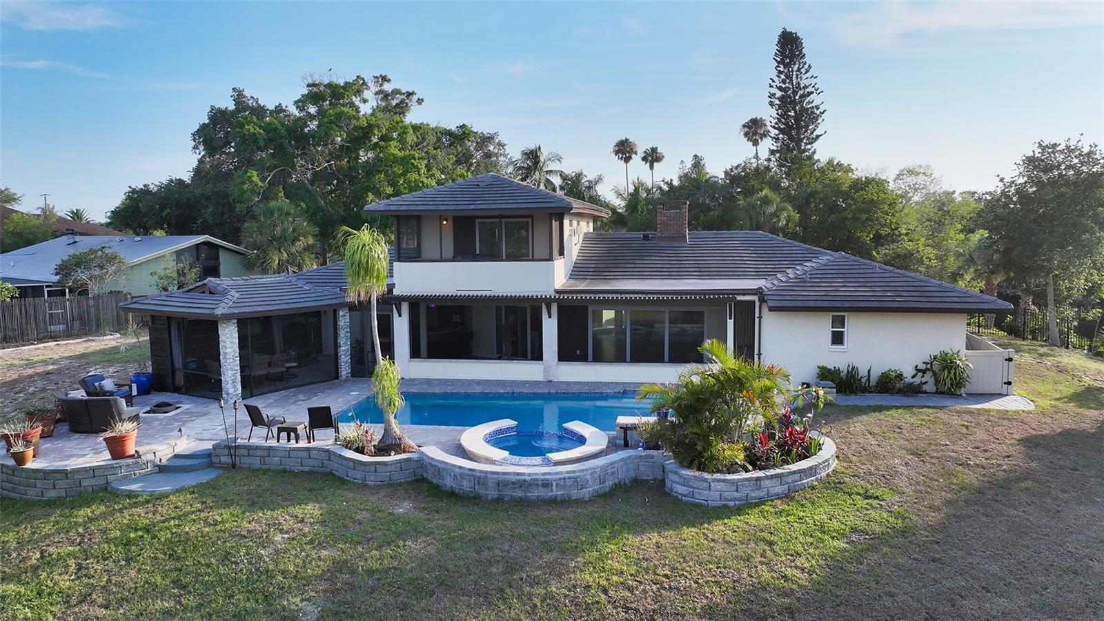 5500 MERRIMAC DR
