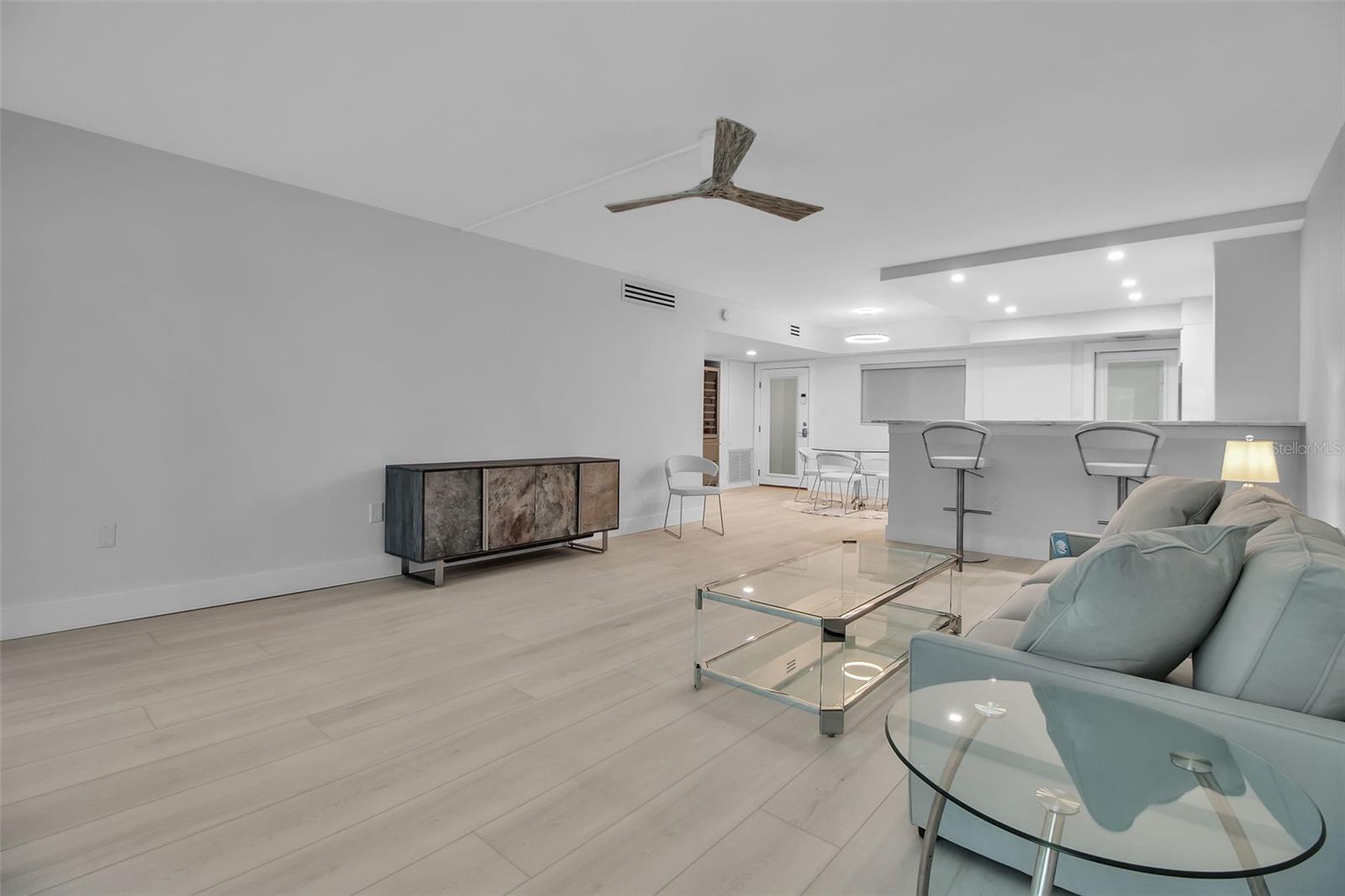 1150 TARPON CENTER DR #1-C #103