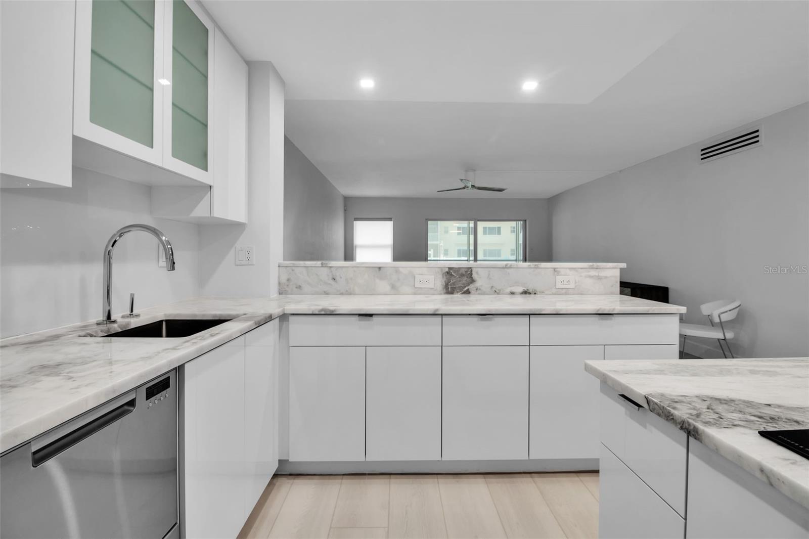 1150 TARPON CENTER DR #1-C #103