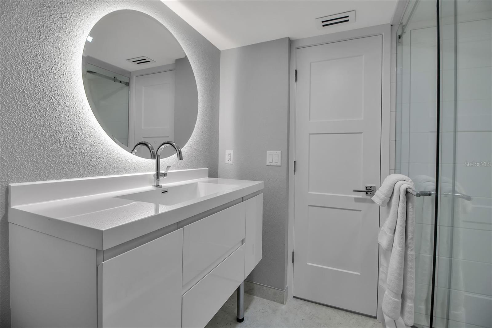 1150 TARPON CENTER DR #1-C #103