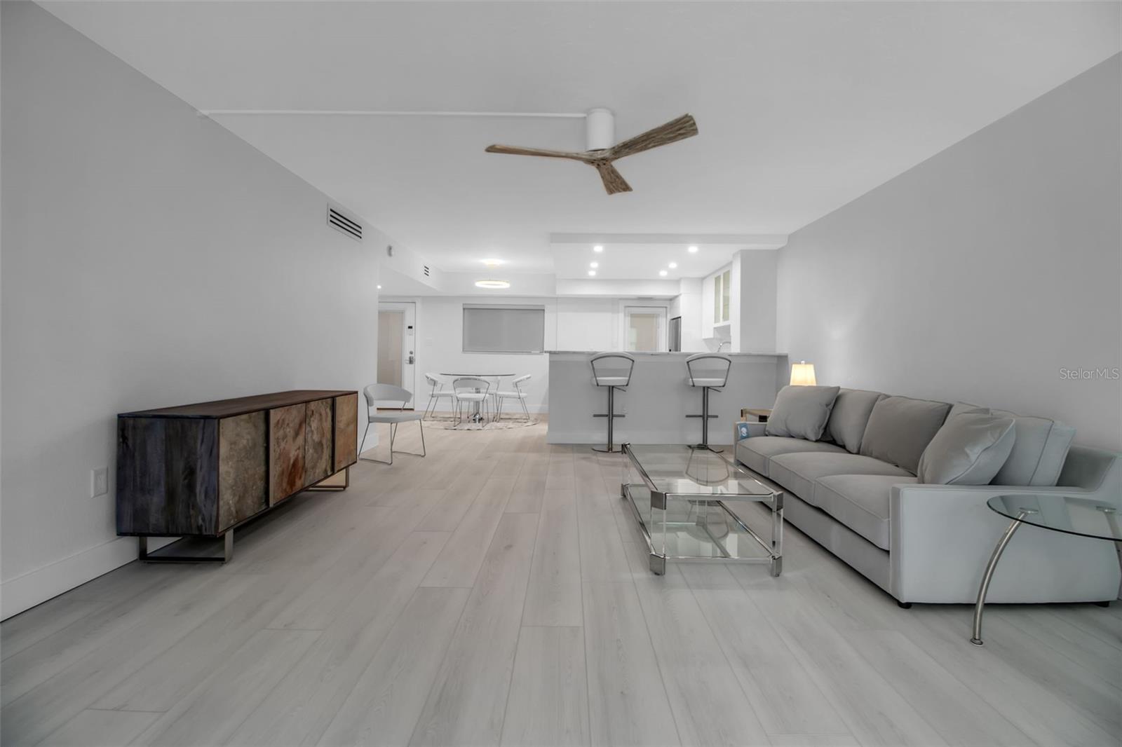 1150 TARPON CENTER DR #1-C #103