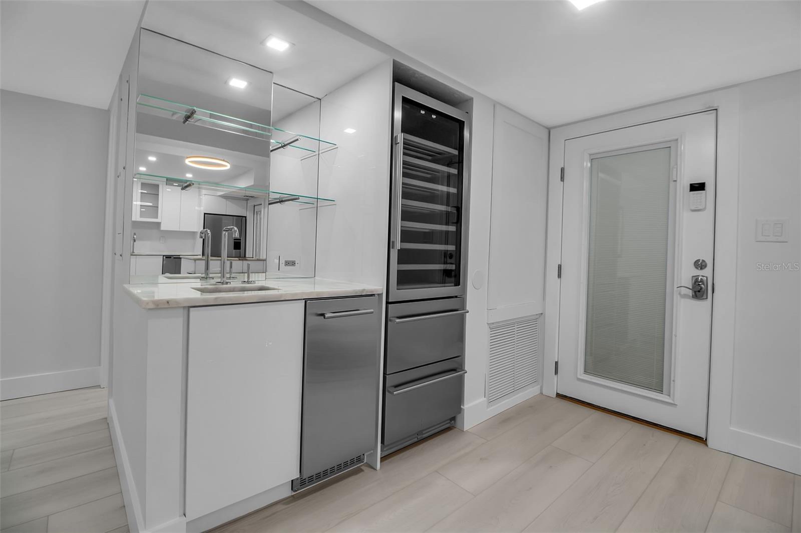 1150 TARPON CENTER DR #1-C #103