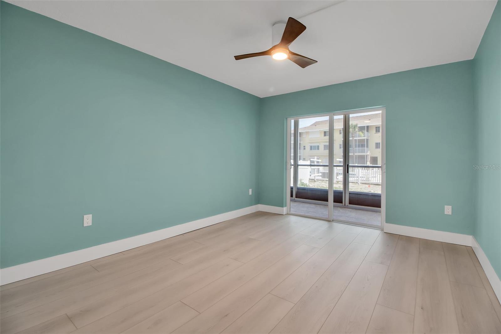 1150 TARPON CENTER DR #1-C #103