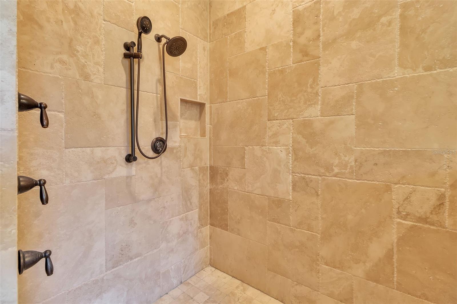 478 ORISKANY CT