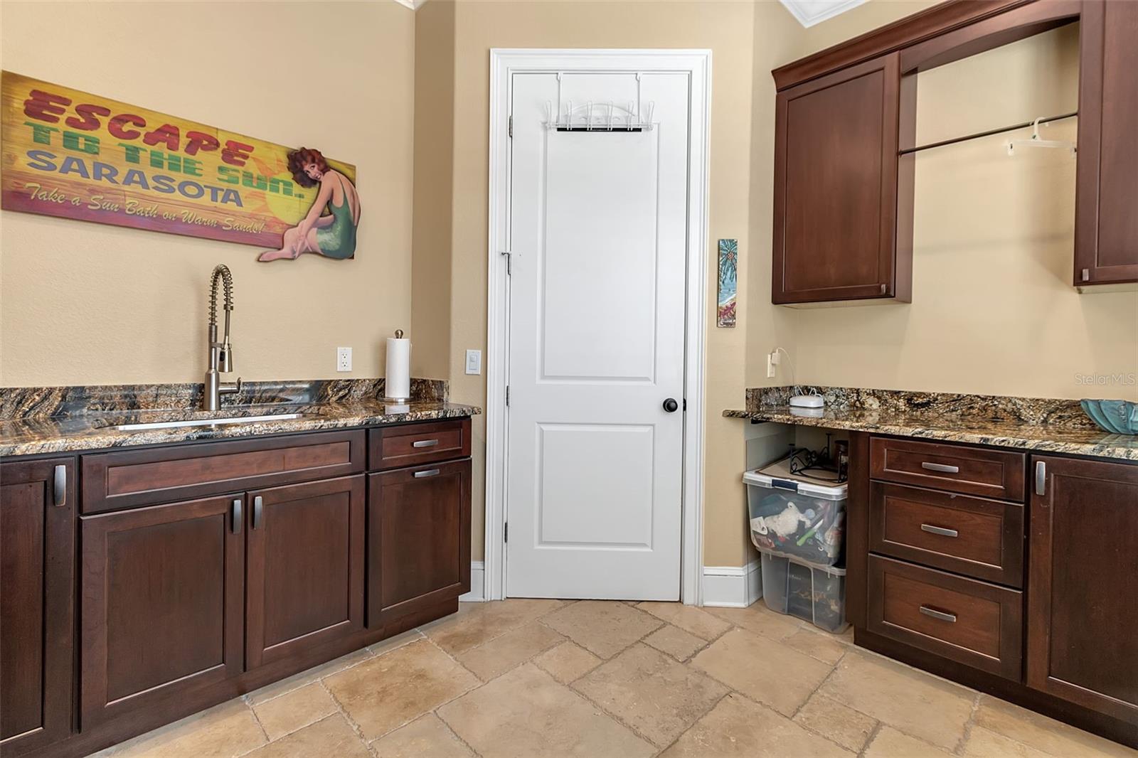 478 ORISKANY CT