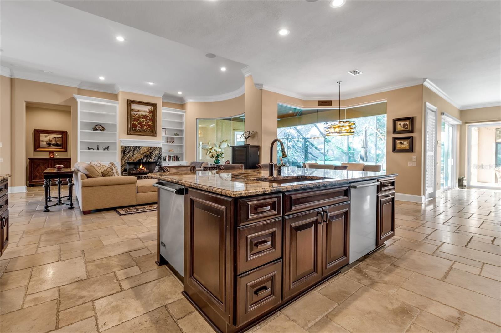 478 ORISKANY CT