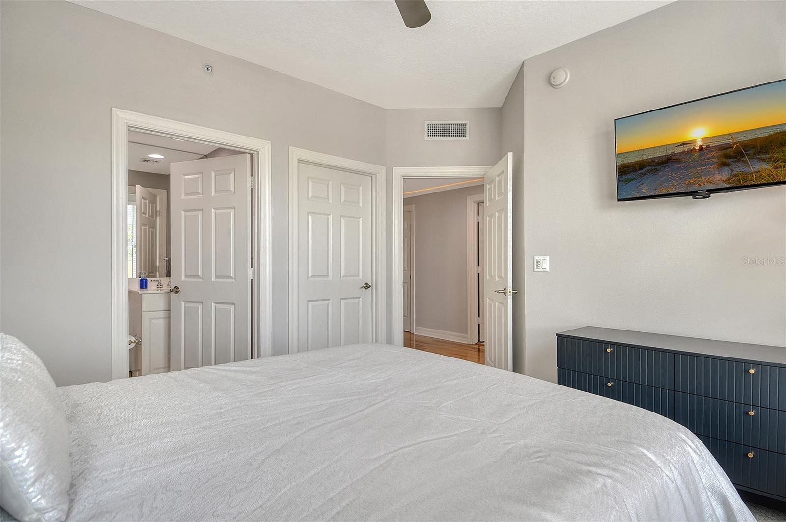 401 N POINT RD #304