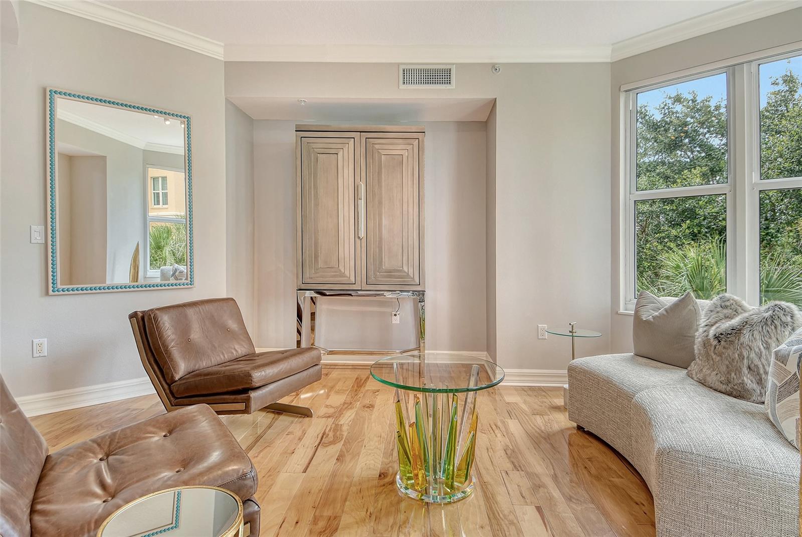 401 N POINT RD #304
