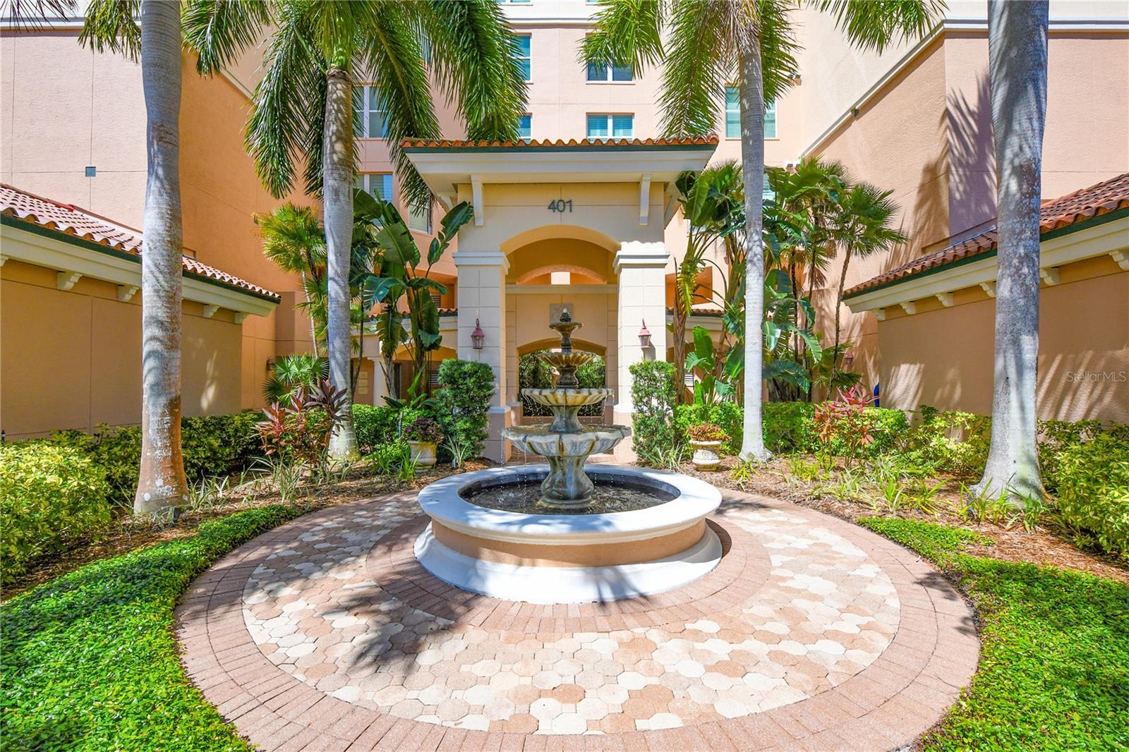 401 N POINT RD #304
