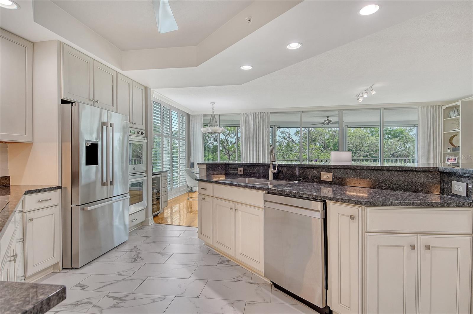 401 N POINT RD #304