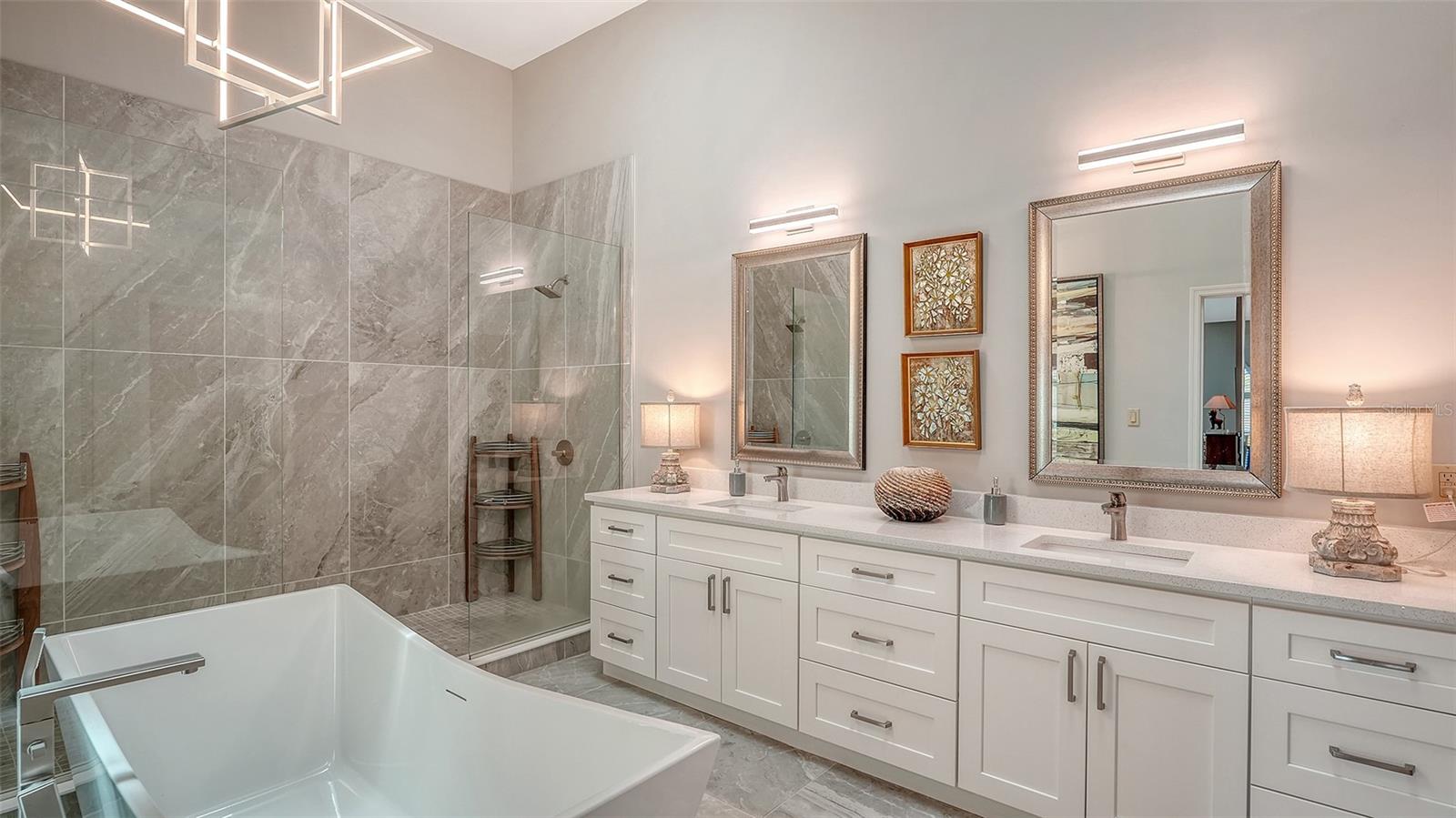 7344 VILLA D ESTE DR