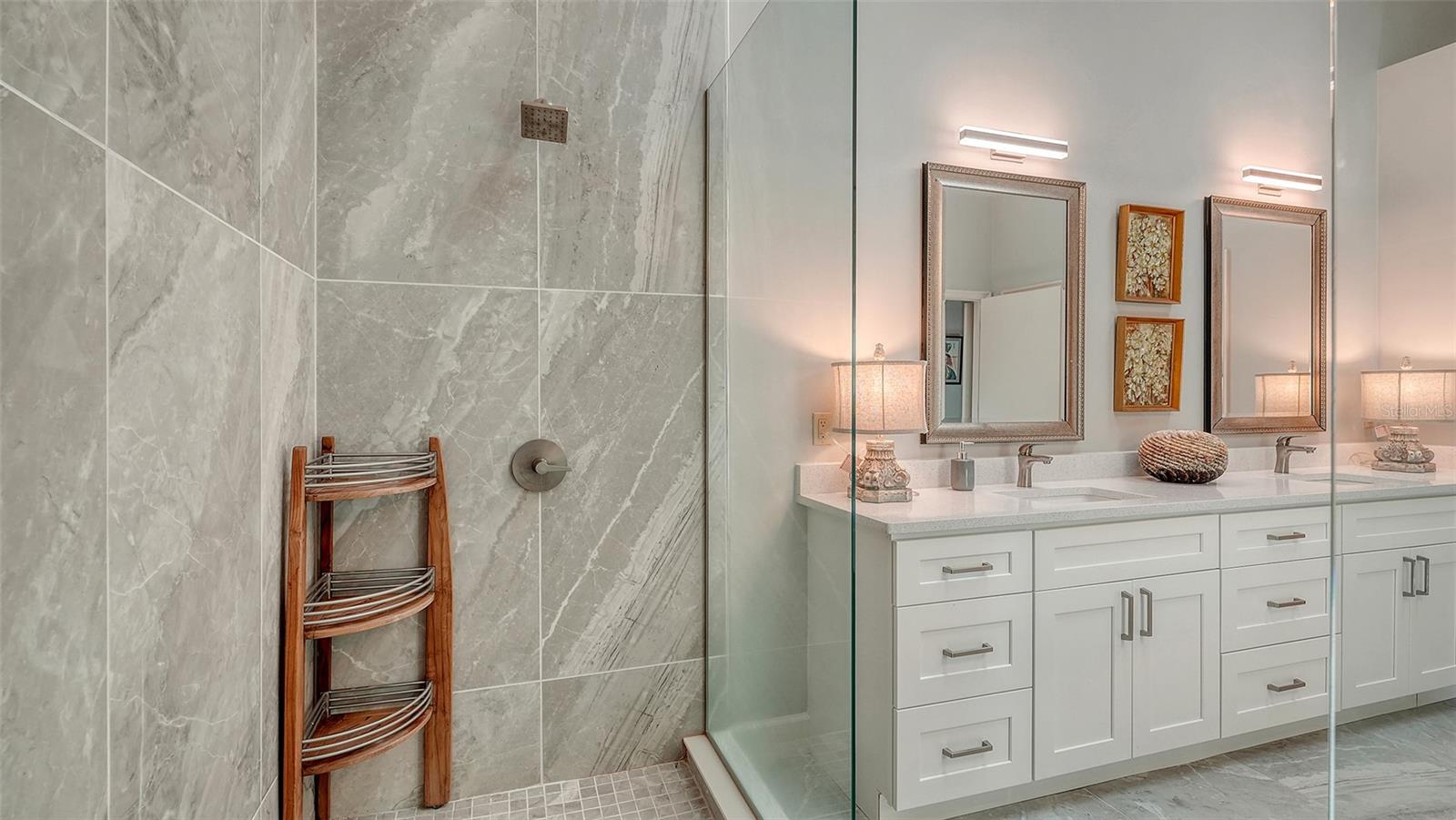 7344 VILLA D ESTE DR