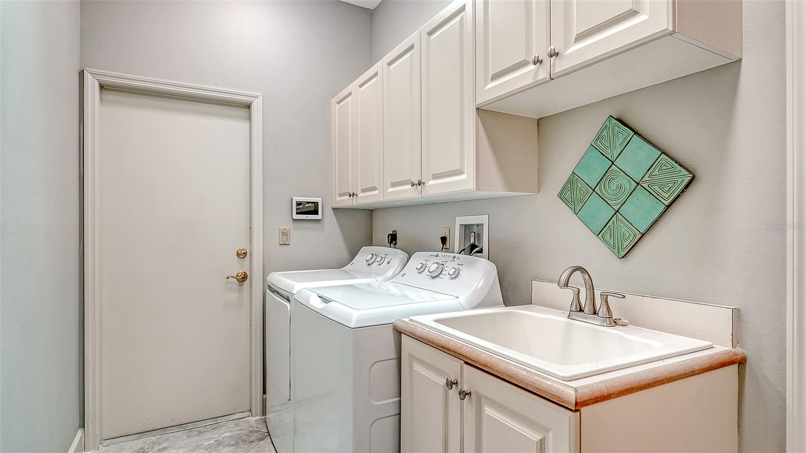 7344 VILLA D ESTE DR