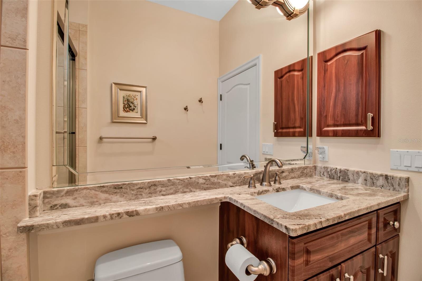 21 BAYHEAD LN