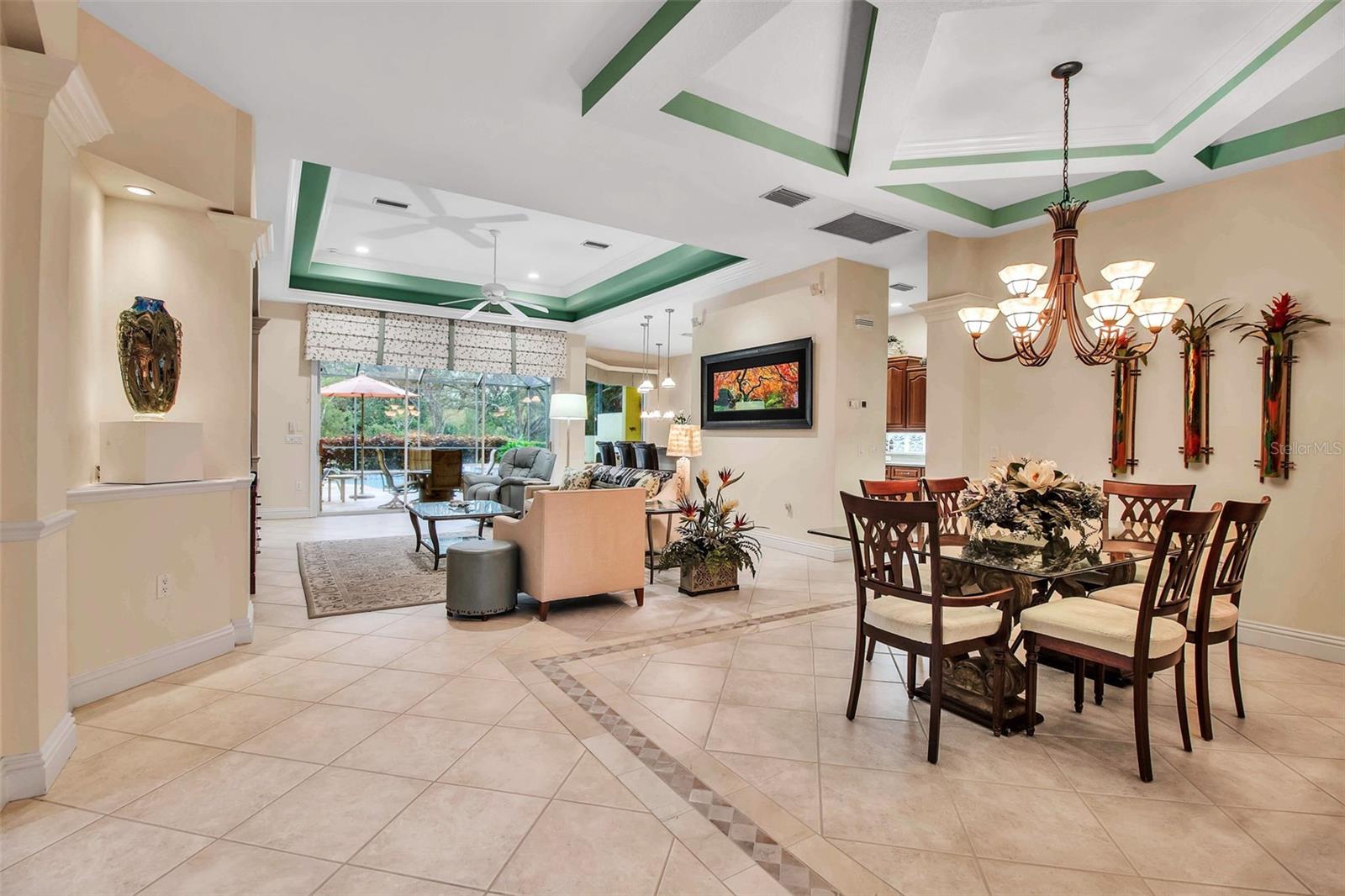 21 BAYHEAD LN