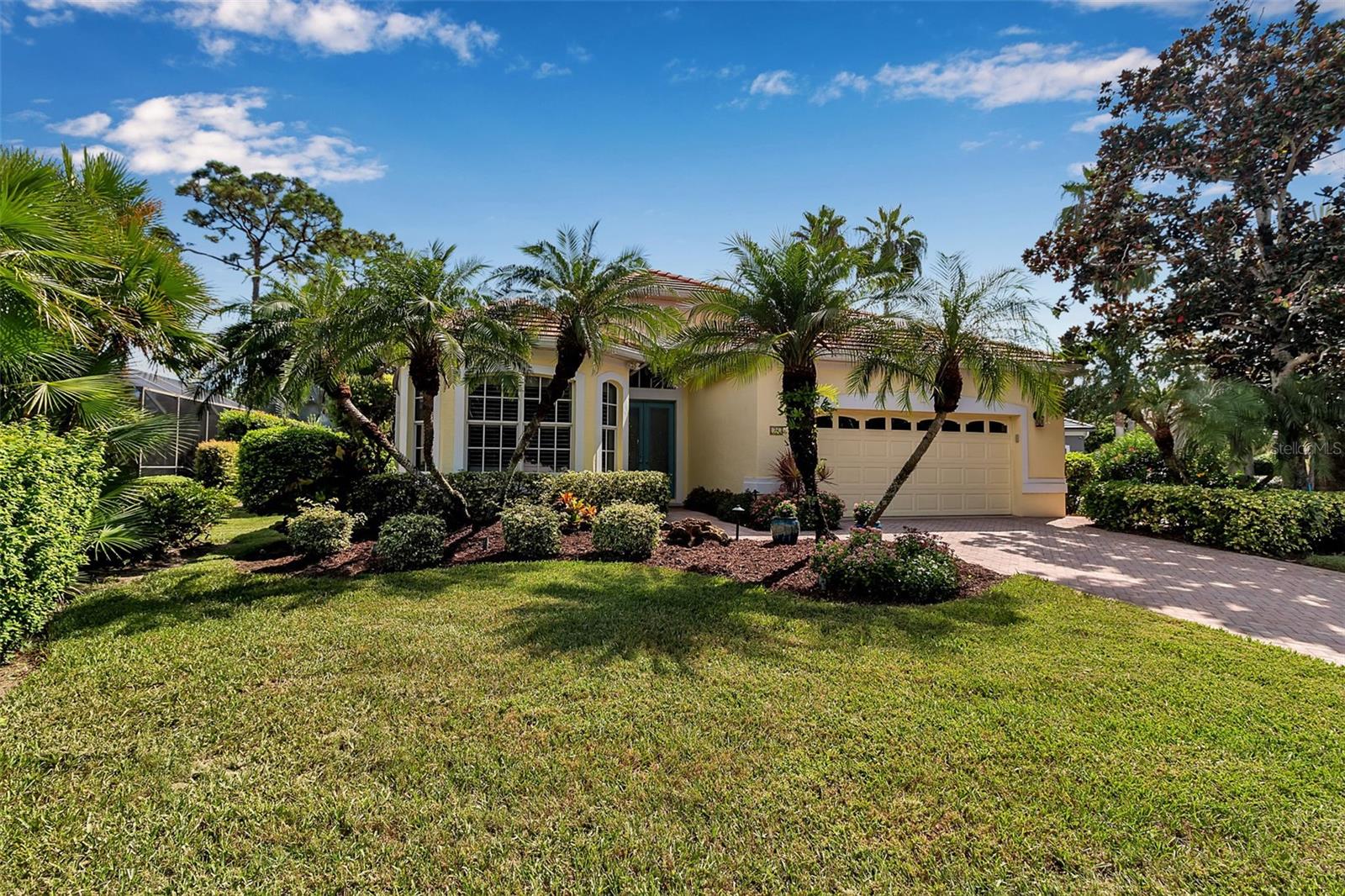 21 BAYHEAD LN