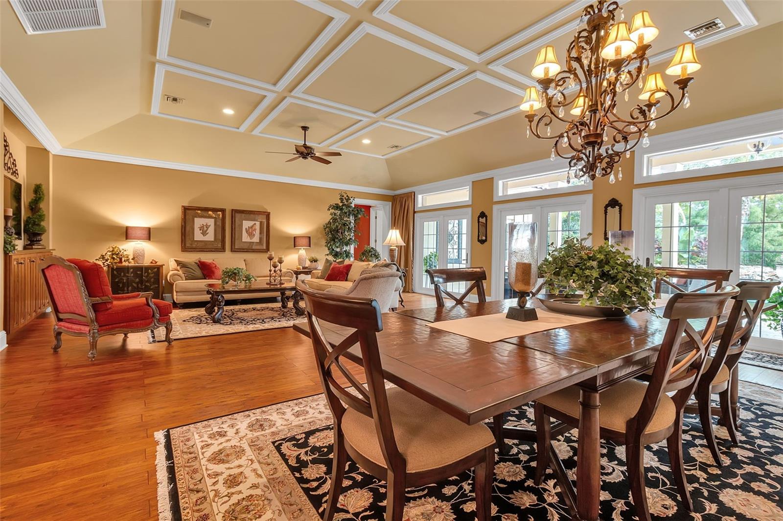 422 BLUE GARDEN LN