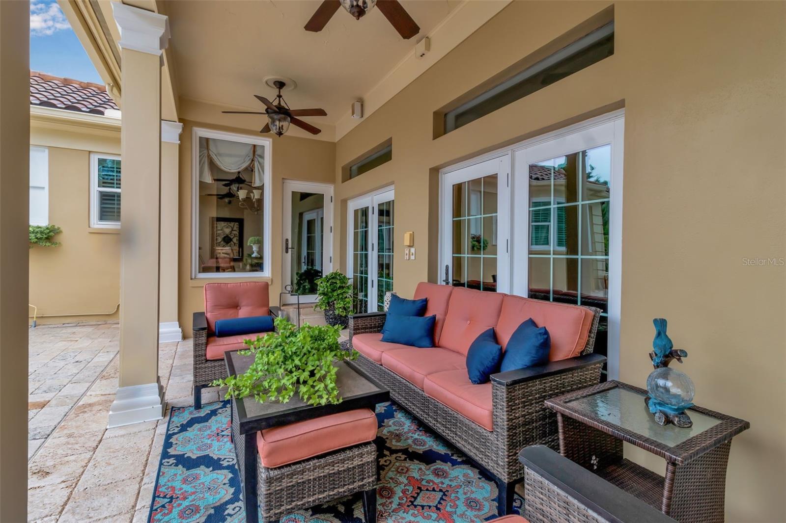 422 BLUE GARDEN LN