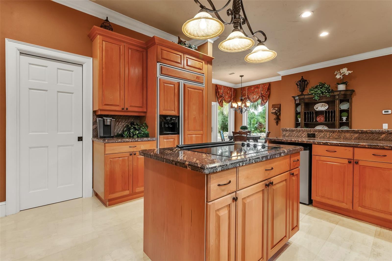 422 BLUE GARDEN LN