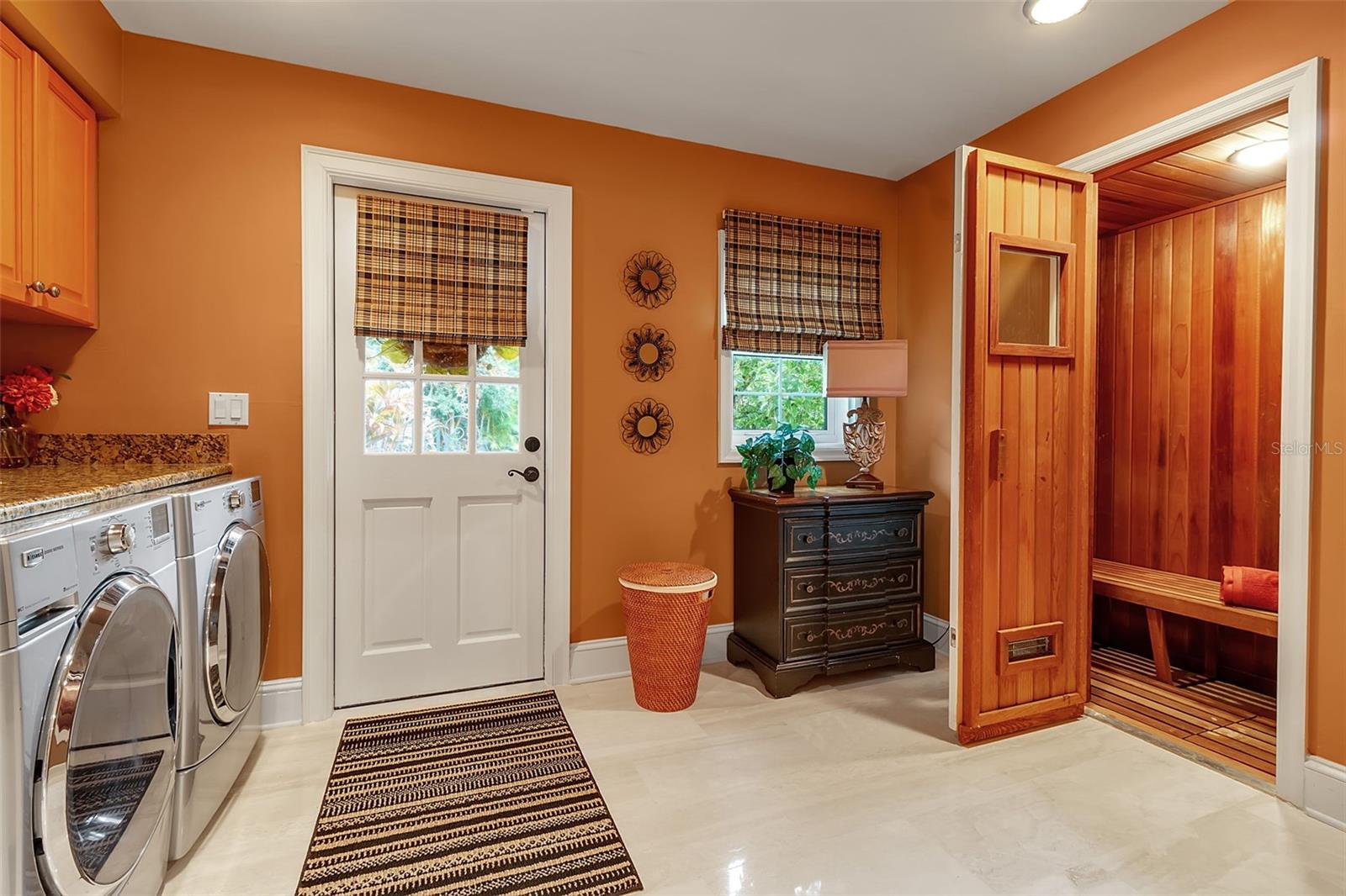 422 BLUE GARDEN LN
